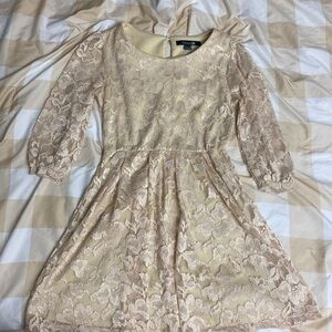 Forever 21 Lace Cream Dress